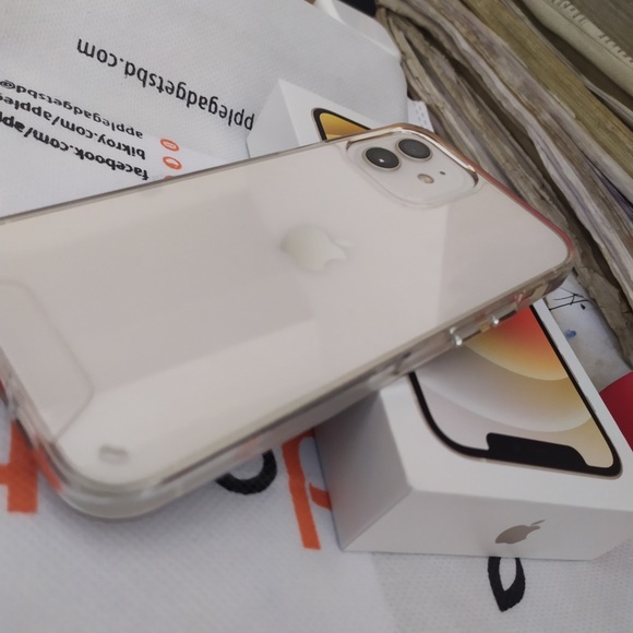 This is iPhone 12 which is 128gb and the colour is white.comes with box,charger. - Picture 5 of 5